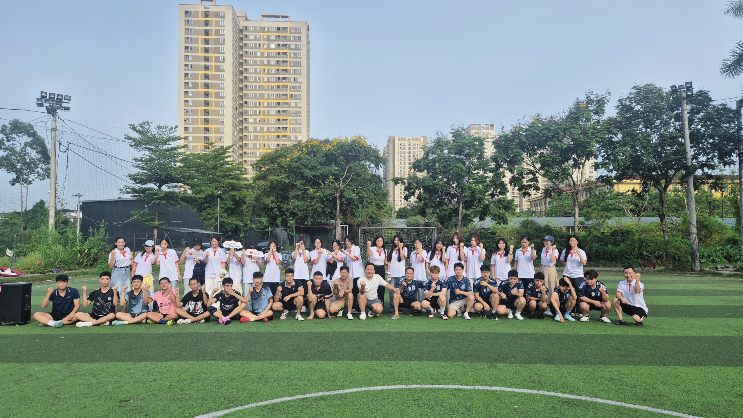 Giải giao lưu bóng đá kết nối học viên DYNAMIC GLOBAL