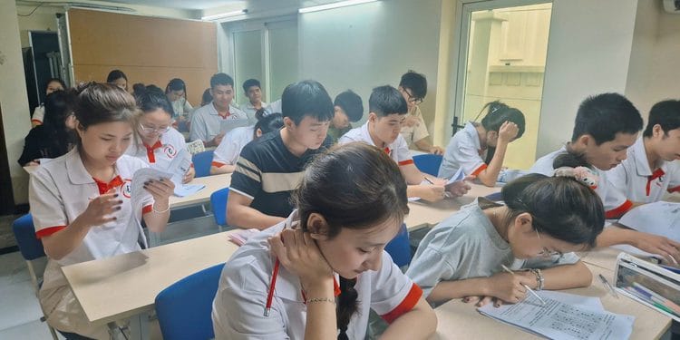 𝐊𝐲̀ đánh giá sát 𝐡𝐚̣𝐜𝐡 đ𝐚́𝐧𝐡 𝐠𝐢𝐚́ 𝐧𝐚̆𝐧𝐠 𝐥𝐮̛̣𝐜 𝐭𝐢𝐞̂́𝐧𝐠 𝐇𝐚̀𝐧