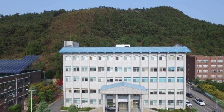 [SHOOLS] Trường Cao Đẳng Kunjang Hàn Quốc (Kunjang University College – 군장대학교): Thủ Phủ Ngành Công Nghiệp Gốc E7-1