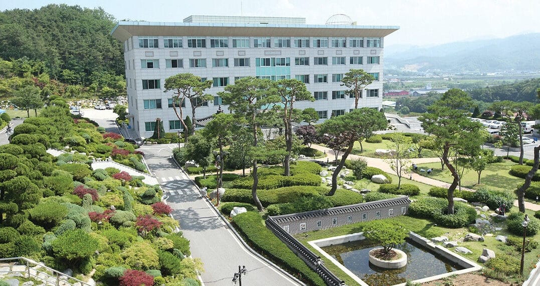 Seojeong College 00